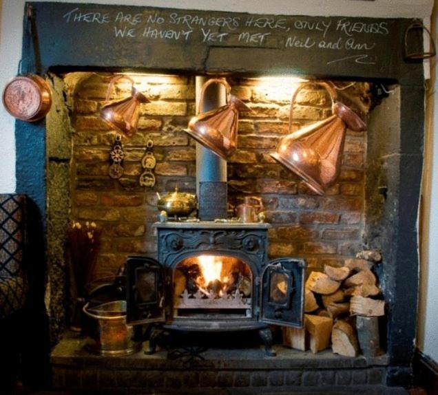 Kings Arms Hotel Holme  Екстериор снимка