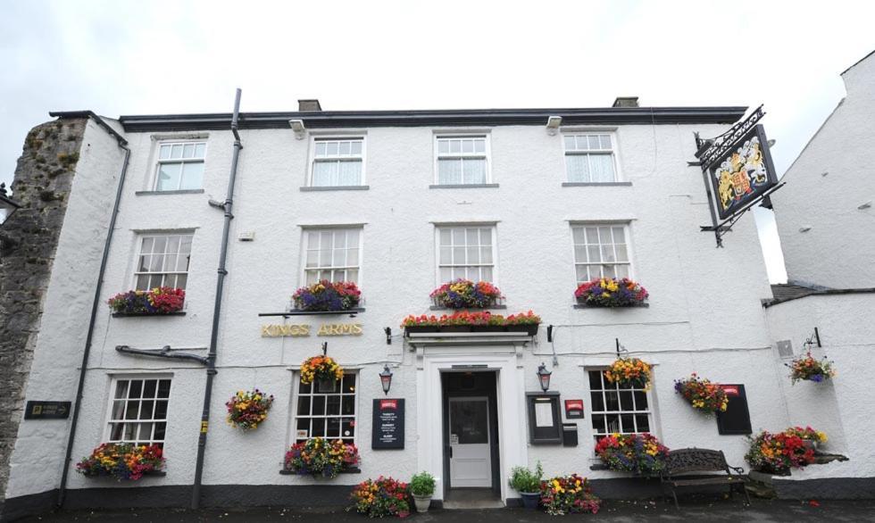 Kings Arms Hotel Holme  Екстериор снимка