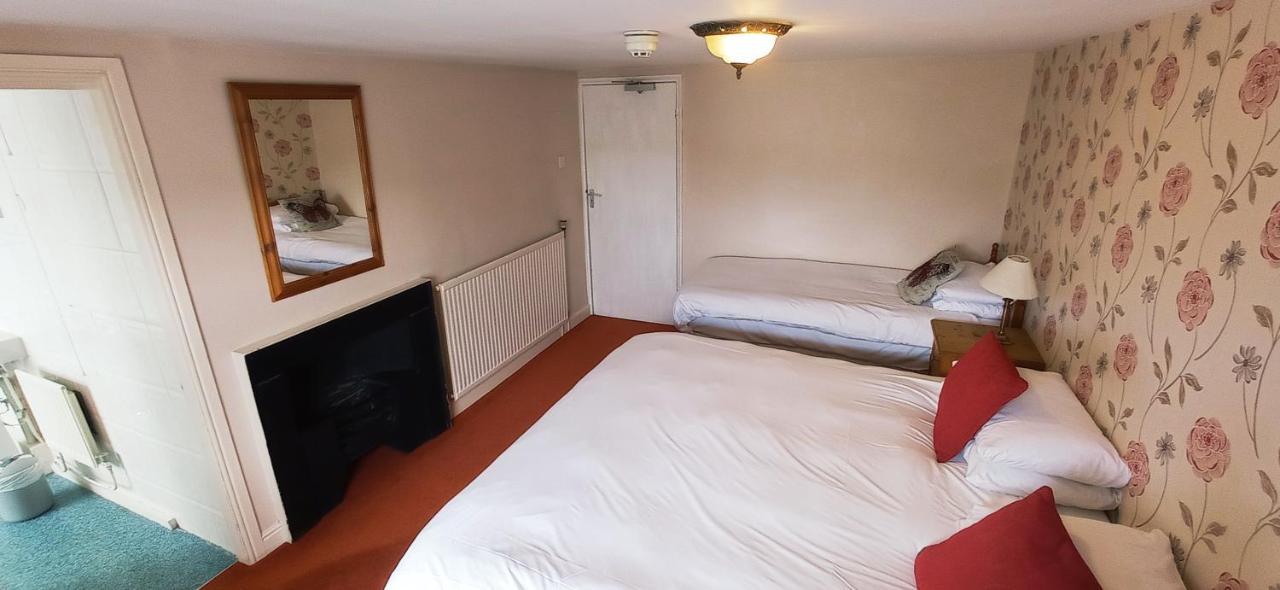 Kings Arms Hotel Holme  Екстериор снимка