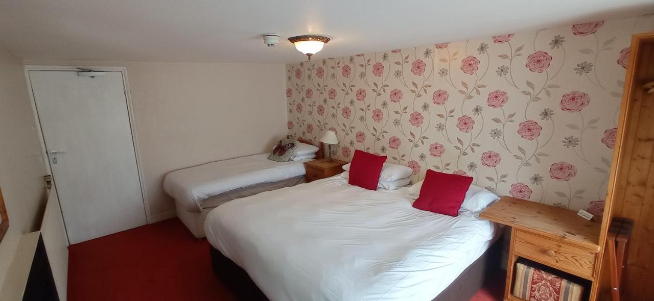 Kings Arms Hotel Holme  Екстериор снимка